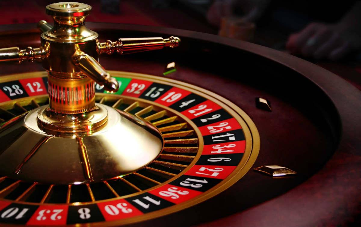 Slot Makinelerinde Döndürme Stratejisi